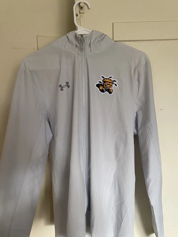 Wichita State Basketball Under Armour Men’s Medium Team Issued Rain Jacket Cover
