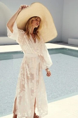 Maxi Bata BHLDN Homebodii Stevie Talla L $149 Foto 1 de 4
