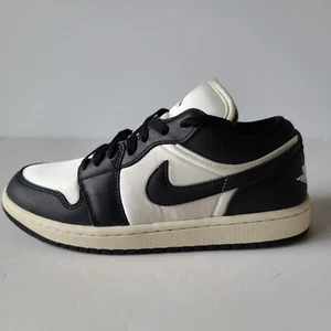 Nike Wmns Air Jordan 1 Low SE Vintage Panda Sail Negro FB9893-101 Para mujeres Talla 9 - Imagen 1 de 5