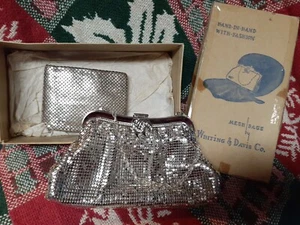 Vtg Whiting & Davis Co Silver Mesh Handbag With Chain & Wallet In Original Box - Picture 1 of 6