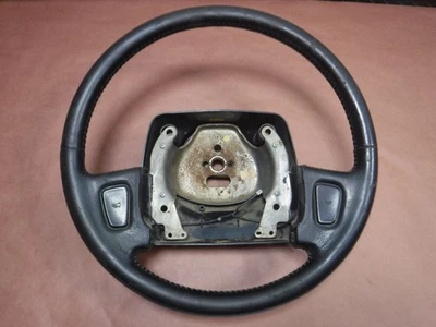 吉普切诺基 XJ 95-96 乙烯基方向盘黑色原始设备制造商免费送货 — 第 1/4 张图片