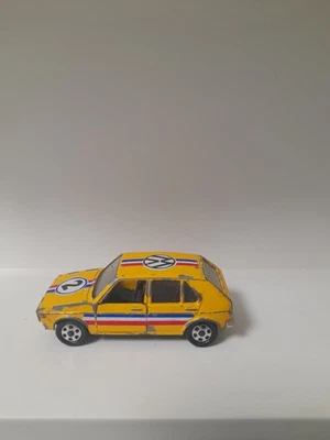 VW Golf Volkswagen Mebetoys No Politoys Mercury Burago Polistil Hot Wheels - Immagine 1 di 3