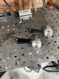 07-13 YAMHA ROADLINER XV1900 XV 19 FRONT LEFT RIGHT TURN SIGNAL BLINKER PAIR SET - Picture 1 of 8