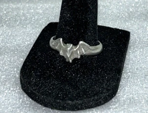 Fledermaus Bat Ring Sz 9.75 Alchemy Gothic English Pewter Goth Gothic Halloween - Picture 1 of 17