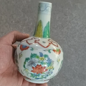Schönes Sammlerstück Kunst Handmalerei Dou polychrom Porzellan Blumen Pflanzen Vase - Bild 1 von 5