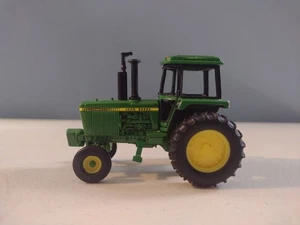 John Deere 4440 Tractor 1/64 Die-Cast Tomy 2021 FFA Logo On Hood - Picture 1 of 7