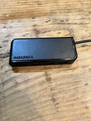 Insignia NS-PCH6430 4-Port USB 3.0 Travel Hub - Black - Image 1 of 3