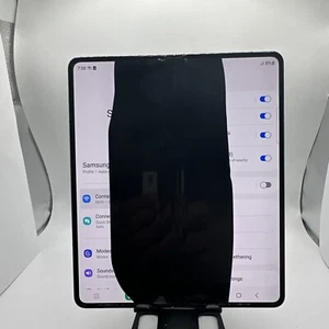 Samsung Galaxy Z Fold 4 256GB -VERIZON Unlocked AS- IS, Read DESC #18 - Picture 1 of 10