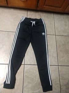 Adidas Jogger Pants Black Athletic Girls Sz 15-16Y XL , Pre-owned Excellent - Picture 1 of 6