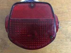 LUZ TRASERA KAWASAKI Z400/KZ400 REF 9006 - Imagen 1 de 3