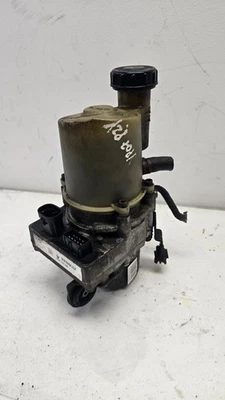 BOMBA DIRECCIÓN ASISTIDA RENAULT KANGOO VENTURE DCI SL 170 2007 1,5 DIÉSEL Foto 1 de 4