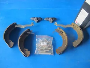 Kit de freins arrière Delphi pour Volkswagen Transporter T4 1.9D, 2.0, 2.4D, 2.5 - Picture 1 of 1