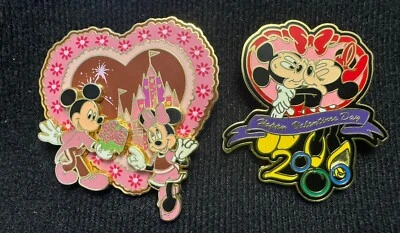 Prendedores de San Valentín DISNEY. Corazones MICKEY & MINNIE 3D San Valentín 2008 y 2000 Foto 1 de 3