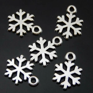 100 pcs Retro Silver Snowflake Charm Christmas Jewelry Pendant Findings 14*10mm - Picture 1 of 2
