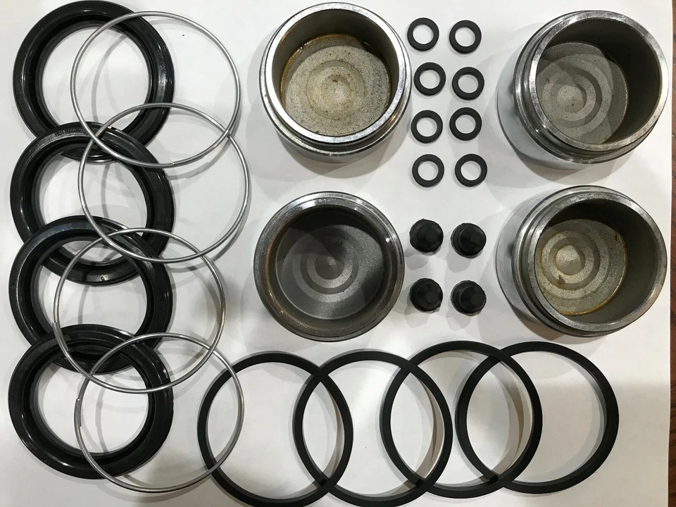 ROLLS ROYCE CORNICHE  FRONT  BRAKE CALIPER PISTON SEAL KIT 1966 TO 2002 - Image 1 of 1