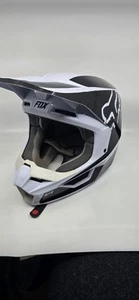 Fox Racing  V1 ST-1585 Full Face Helmet  Large 59-60cm  Wh/Blk  - Bild 1 von 7