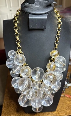 IMPRESIONANTE COLLAR DE CUENTAS TRANSPARENTES BOLA GRUESA LUCITE Declaración Foto 1 de 4