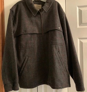 L.L. Bean Men’s Guide Zip Front Jacket Shirt Plaid Size XL Gray & Red EUC - Picture 1 of 10