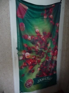 Bandera Jameson Banner Verde Whisky Irlandés Usado Raras Tapas 156cm Publicidad - Imagen 1 de 5