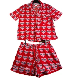 Conjunto de pijama Bouffants & Broken para mujer pequeños corazones ojos rojos cuello pantalones cortos - Imagen 1 de 16