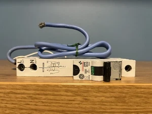GE 32amp Rcbo 605012 B32 DPE100 B32/030 10kA 30mA - Picture 1 of 9