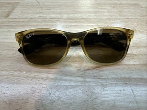 Ray-Ban RB 2132 NEW WAYFARER 945/57 Polarized Honey Black Sunglasses 55-18 145 - Picture 1 of 7