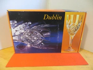 Copas de vino de Shannon patrón de cristal de Dublín 9 oz. Juego de 4 - Imagen 1 de 7