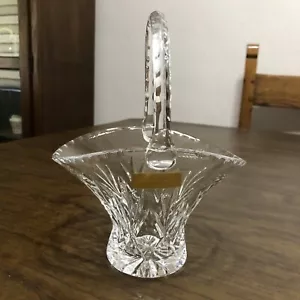 Vintage Beautiful Cut Crystal Basket Fan & Circle Pattern w Gold Sticker - Picture 1 of 10