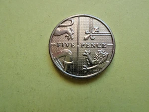 UNITED KINGDOM 5 PENCE 2012 ERROR,DOUBLE FACE. - Picture 1 of 2
