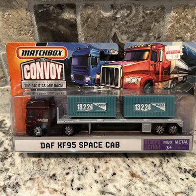 NIP Matchbox Convoy Space Cab Container Flatbed DAF XF95 -2007- MBX Metal- M8198 - Image 1 of 4