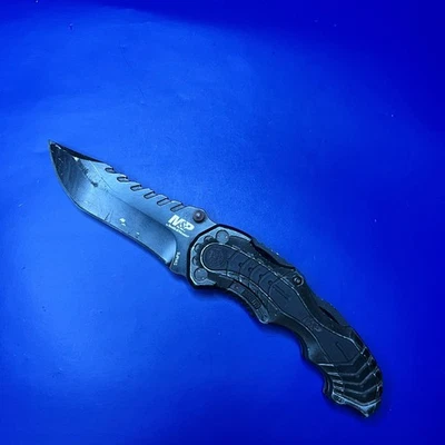 Smith & Wesson SWMP6 M.A.G.I.C. Cuchillo plegable asistido Foto 1 de 4