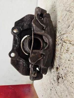 99-02 SAAB 9-5 Right Front Caliper & Bracket Assembly Passenger Side Rh OEM - Image 1 of 4