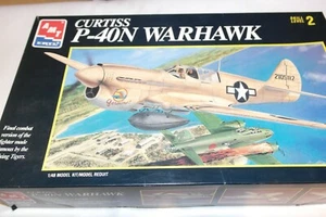 AMT/ERTL 1:48 CURTISS P-40N WARHAWK  - Imagen 1 de 3