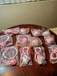 Neu in Verpackung 2018 McDonalds Happy Meal Spielzeug Hello Kitty Menge 12. - Bild 1 von 11