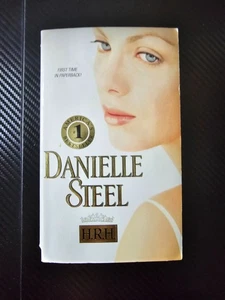 H.R.H. by Danielle Steel – Paperback – Romance Fiction Bestseller - Imagen 1 de 2