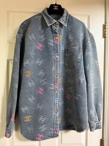CHANEL VINTAGE BLUE DENIM JACKET MULTICOLOR CC LOGOS CC BUTTONS FR46-FR50 - Picture 1 of 15