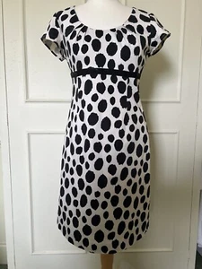 Boden Ladies Party Dress Black /Cream Spot Cap Sleeve Really Pretty Size 12R - Picture 1 of 8