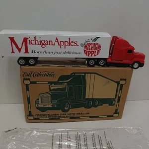 NEU ERTL Collectibles 1995 Freightliner Truck Die-Cast Metall 1/64 - Bild 1 von 3