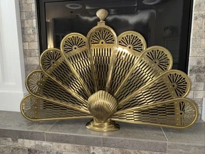 Schermo camino ottone traforato cammeo vintage ventilatore pavone conchiglia art DECO LG 37X25 - Foto 1 di 11
