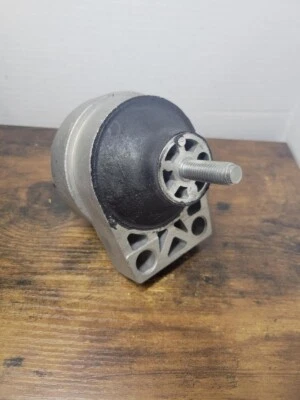 Montaje de motor Westar EM-3003S para Ford Focus 00-04 Foto 1 de 4