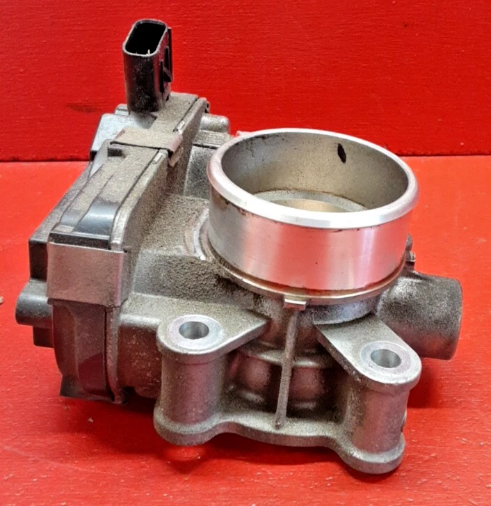 Chevrolet 2013-2015 carrocería de acelerador de inyección de combustible Spark 25198462 Foto 1 de 4