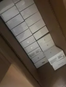 BRAND NEW AIRPOD PROS 2ND GEN đŸ”¥đŸ”¥Authentic Airpods - Picture 1 of 1
