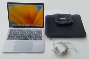 Apple MacBook Pro 13,3" Mitte 2017 8GB RAM SSD 128GB **Flexgate** - Bild 1 von 19