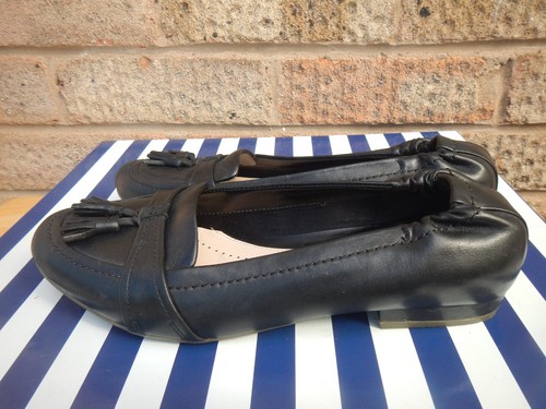 MOCASSINI CLARKS NARRATIVE IN PELLE NERA TAGLIA QUATTRO 