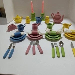 Vintage Frenzy Porzellan Miniatur Spielzeug Teeservice 39 Teile Pastellfarben NIEDLICH -LESEN- - Bild 1 von 24