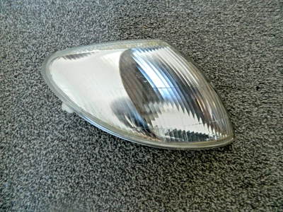 RENAULT MEGANE MK1 1996-1999 SCENIC MK1 1997-1999 FRONT RIGHT INDICATOR LIGHT,OE - Image 1 of 3