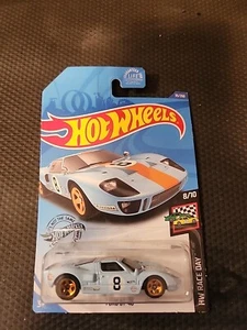 Hot Wheels Ford GT40 HW Race Day - Picture 1 of 2