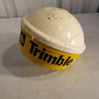 T167068 Trimble 33580-00 GPS Beacon Antenna - Image 1 of 3
