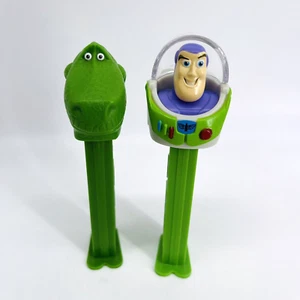 2006 DISNEY TOY STORY BUZZ LIGHTYEAR & REX DER DINOSAURIERFISCH SÜSSIGKEITENSPENDER - Bild 1 von 11