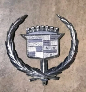 Vintage Cadillac Crest Emblem Hood Ornament OEM Original Metal Topper - Picture 1 of 4